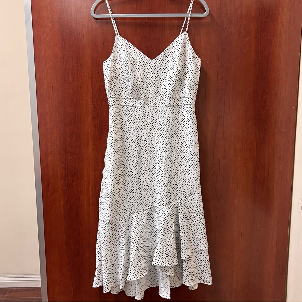 Banana Republic Dress Size 4 White With Black Micro Polka Dots Trumpet Midi Dres